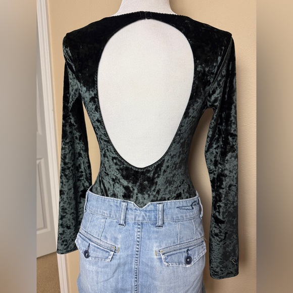 Victoria’s Secret Crushed Velvet Green Body Suit size XS - Picture 9 of 11